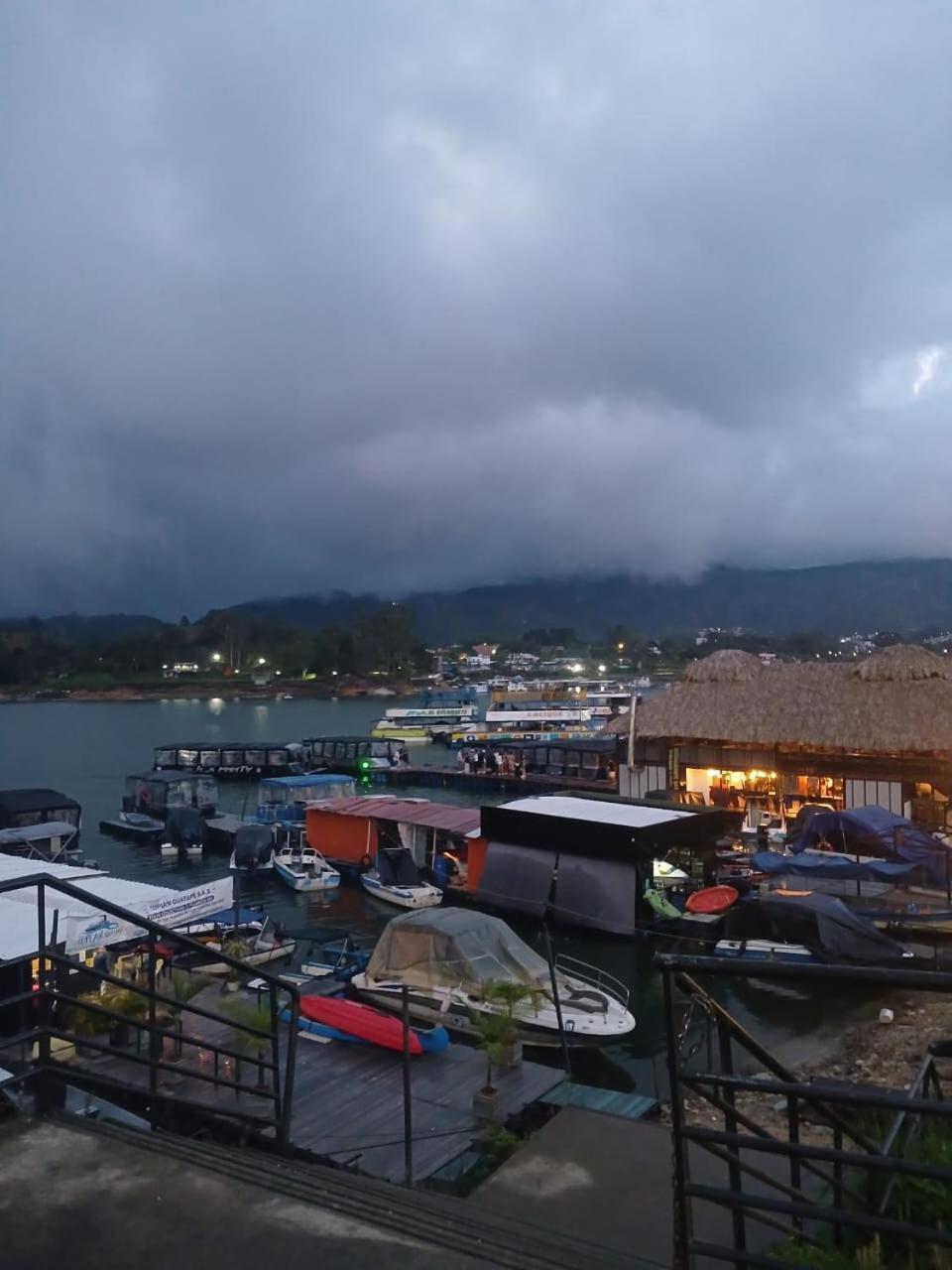 Hotel Lagos De Guatapé Εξωτερικό φωτογραφία